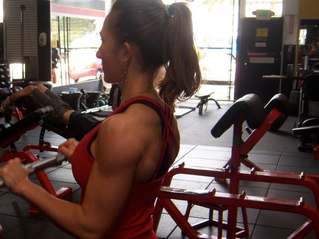 Spotlight: Introducing New Addition - Figure Competitor Kelly Booth