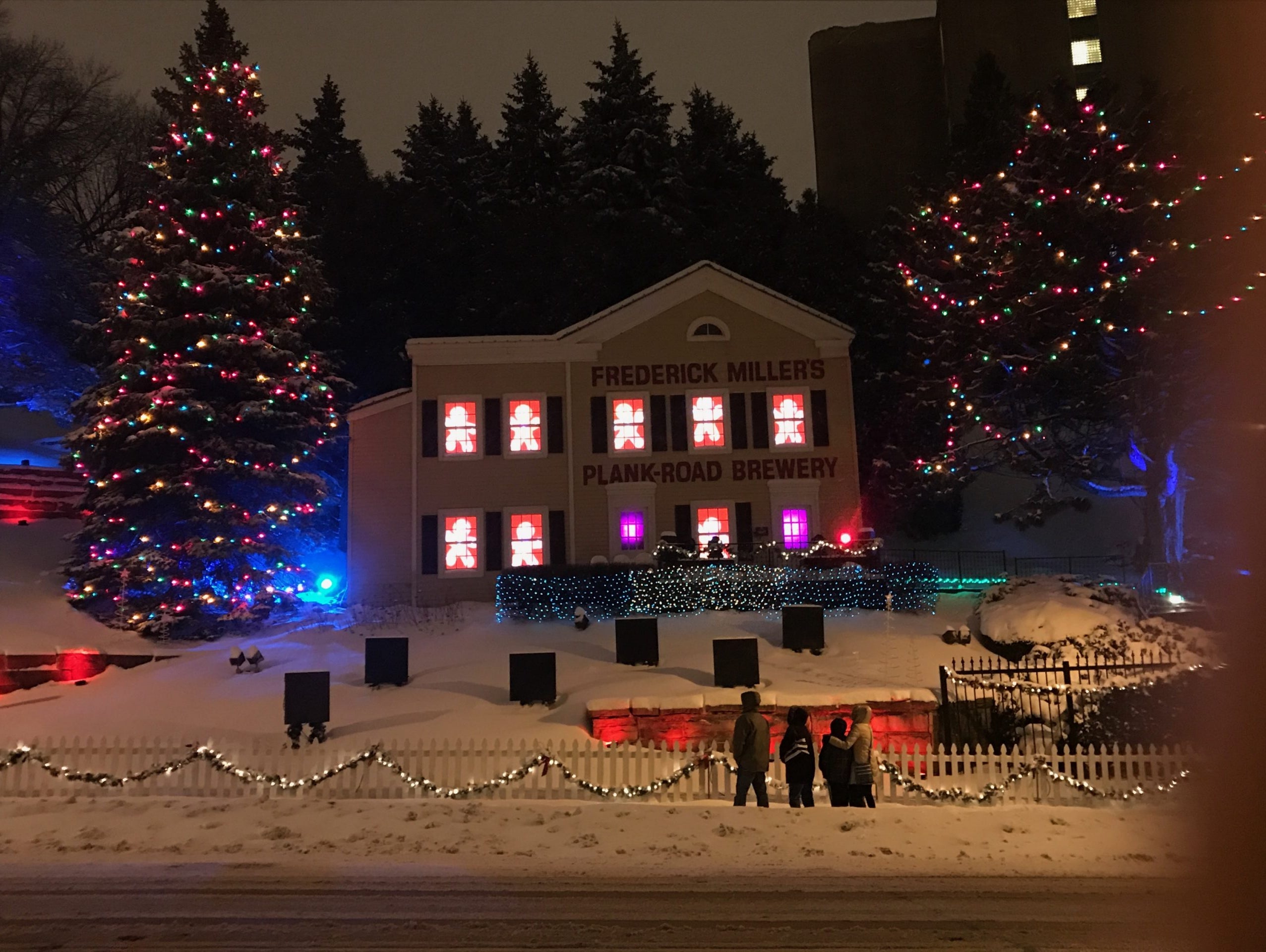 Trip to Wisconsin, Early Christmas