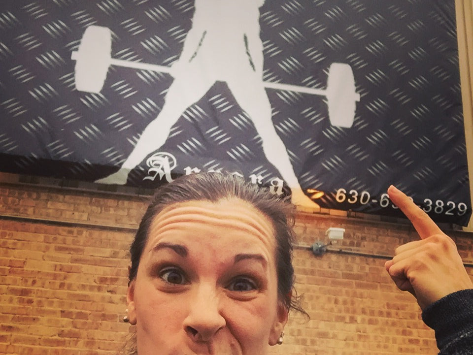 Off-season: Bench & shoulders & Me as Barbell Central's logo!