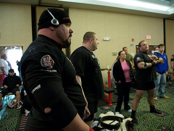 How to Increase Your Squat and Deadlift and Do Less Work in the Process!