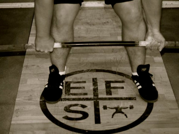 A Peaking Cycle for a Raw Stalling Deadlift