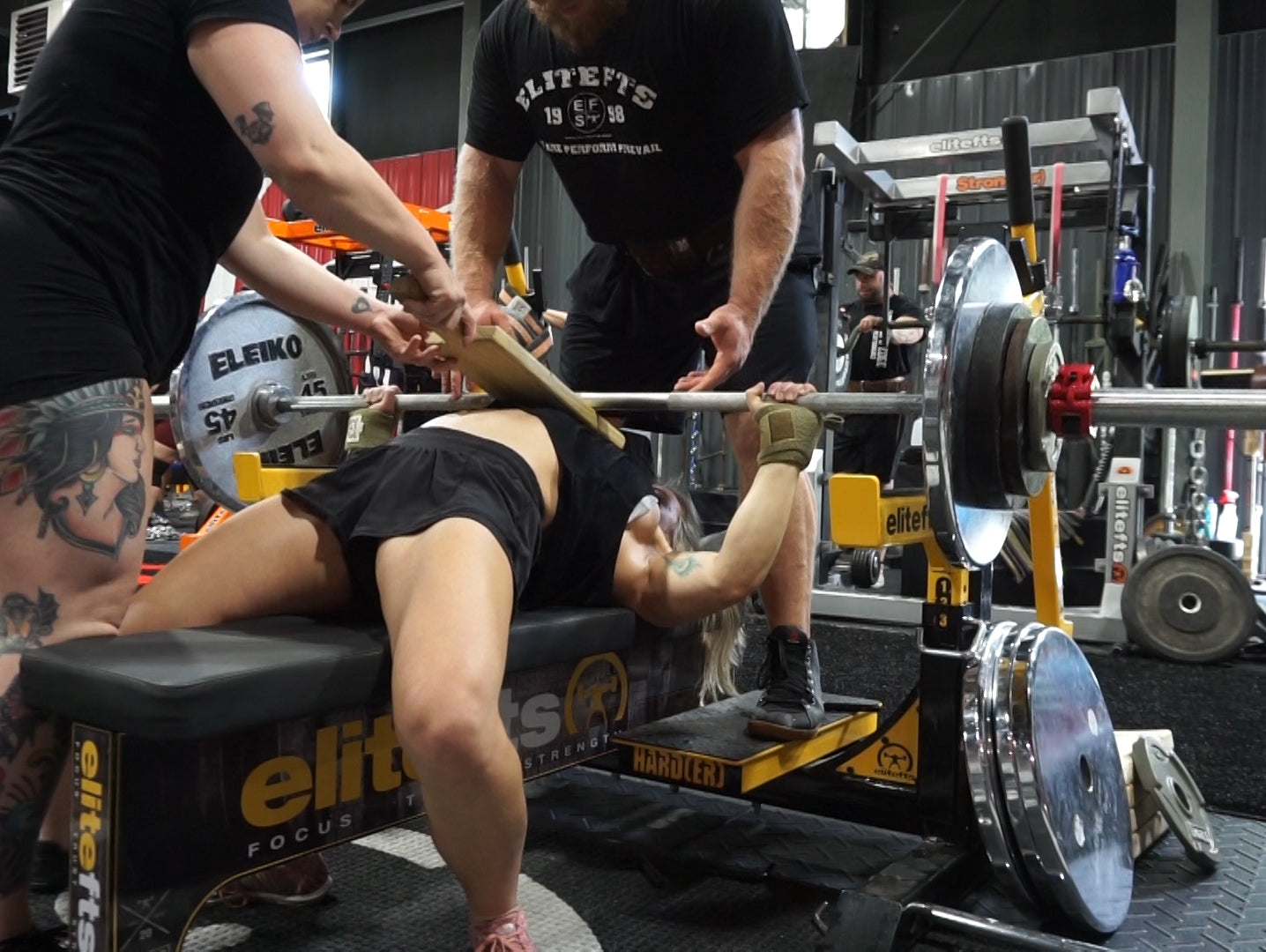 Using a new bench grip to avoid pain