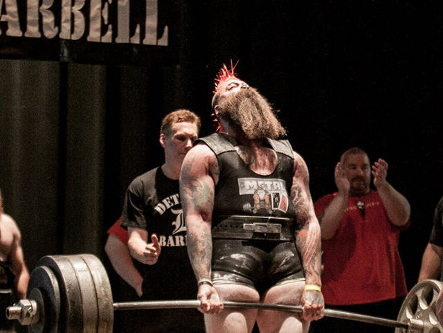Raw Deathlifts: Deficit with no belt 700x2