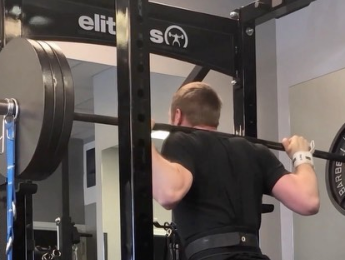 Squat University IG Post On Chains