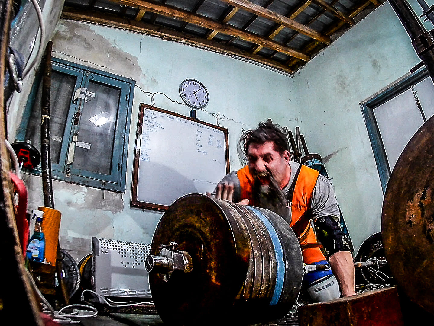 Deadlift 703 + 55 lbs Chains PR!