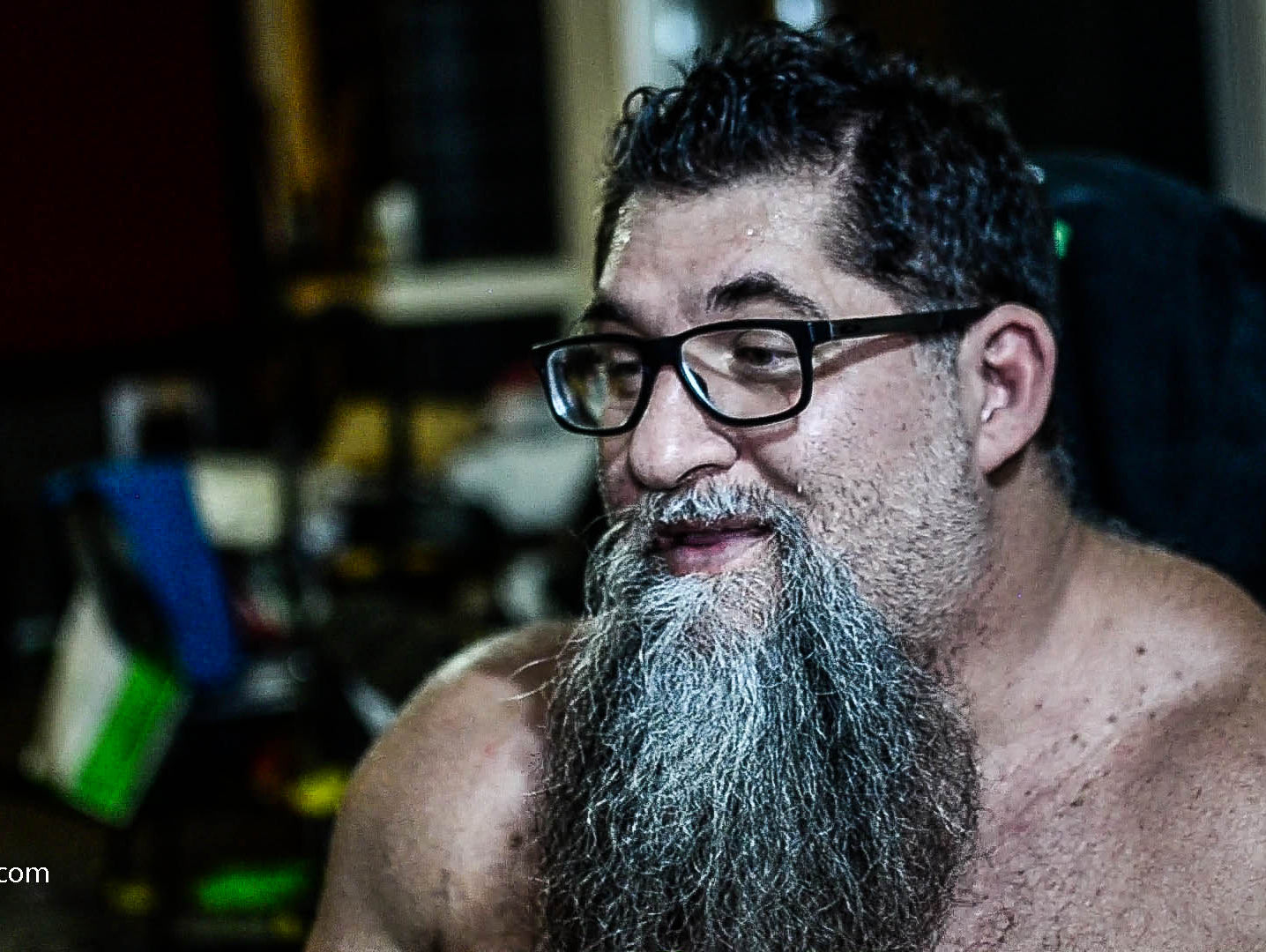 Expanding and Shrinking Core Lifts