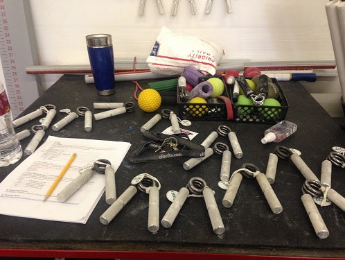 1/1 - Grippers, Squatz & Last One Out *pic*