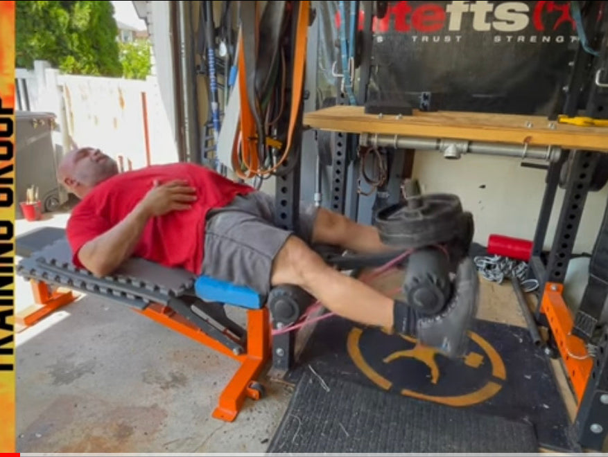 LYING LEG EXTENSION