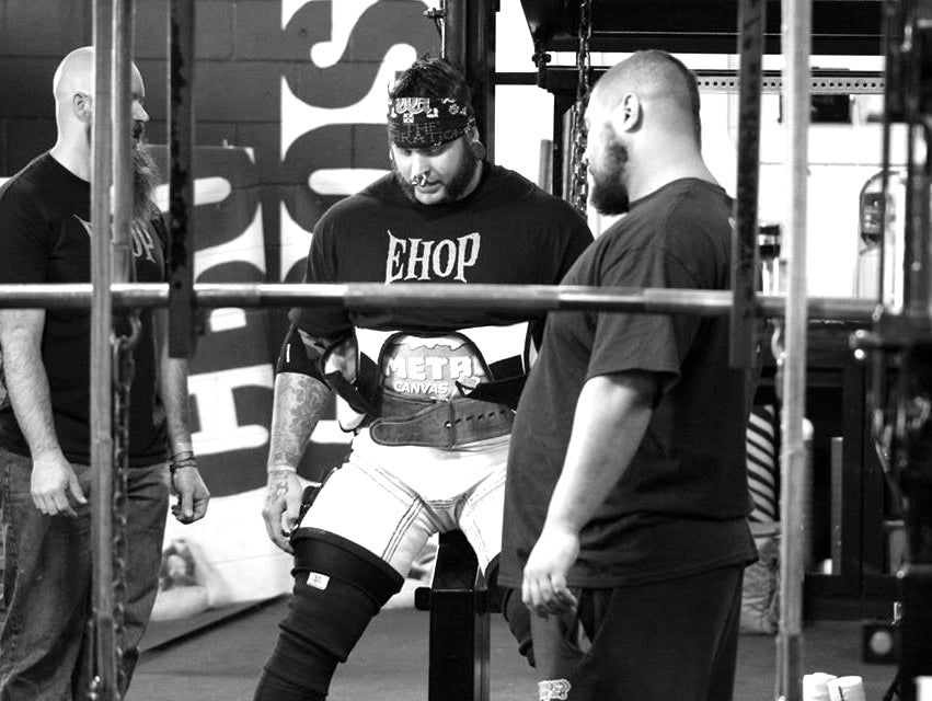 1015lb Squat Straps down *Video