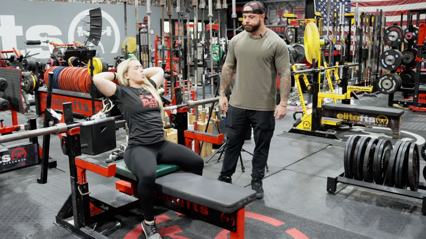 Coaching T-spine using the barbell in the gym