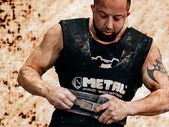 How to Wear a Powerlifting Belt