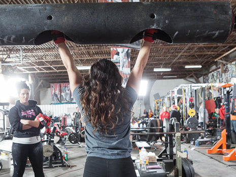 5 Strict Press Cues for the Strongman