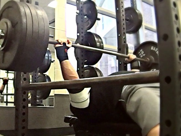 Max Effort Bench in Catapult: Up to 450x1 (PR) (Video)