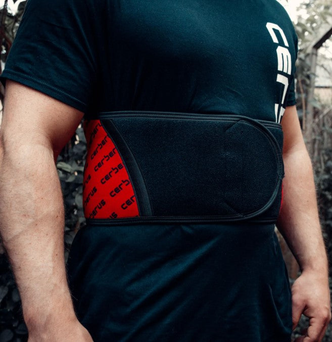 picture of CERBERUS 7MM NEOPRENE UNDERBELT being worn