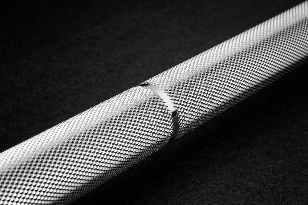 power bar knurling close up