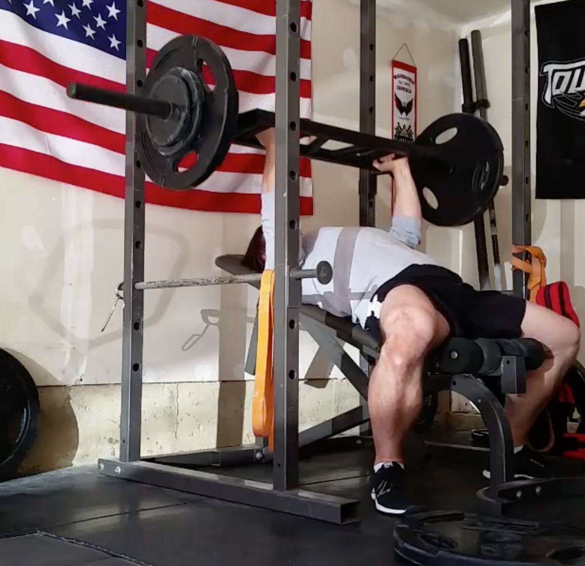lifter benching AMERICAN PRESS BAR
