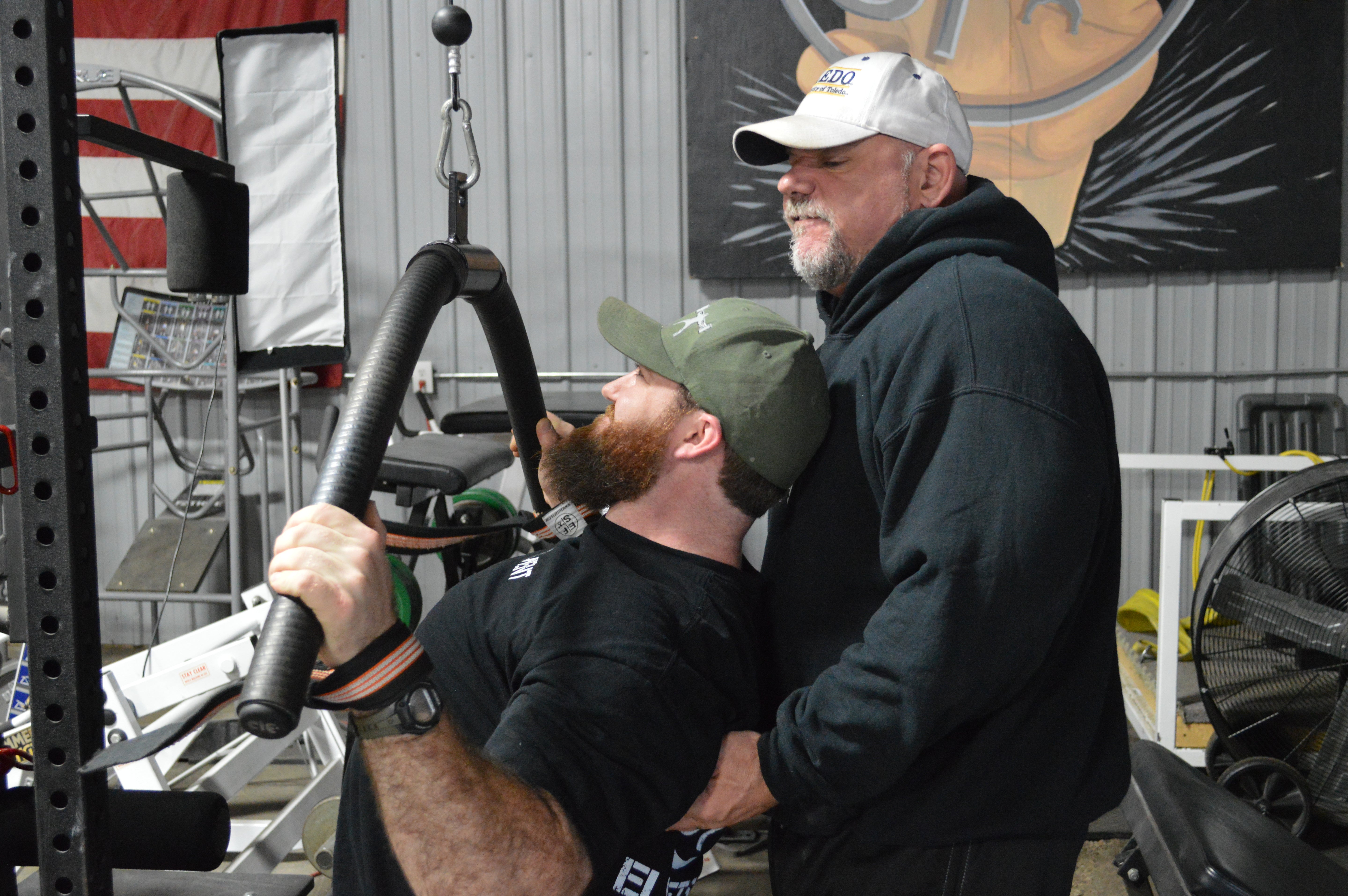 picture of llat pulldowns with Level 1 Tsunami Lat Pulldown Bar 54"