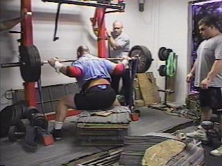 The Box Squat: What It Fixes, What It Hides, and Where Lifters Screw It Up