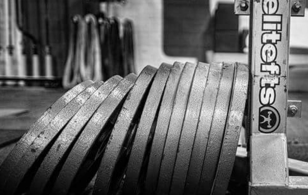 banded squats