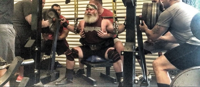 Week 8 / Day 1 - Squatting against Bands