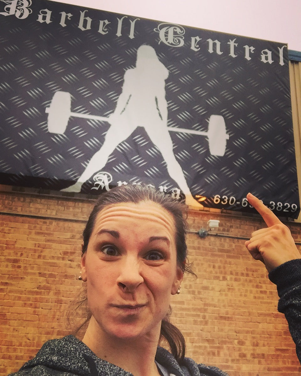 Off-season: Bench &amp; shoulders &amp; Me as Barbell Central's logo!