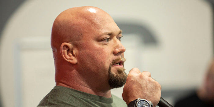 JL Holdsworth holding a microphoneJL Holdsworth holding a microphone