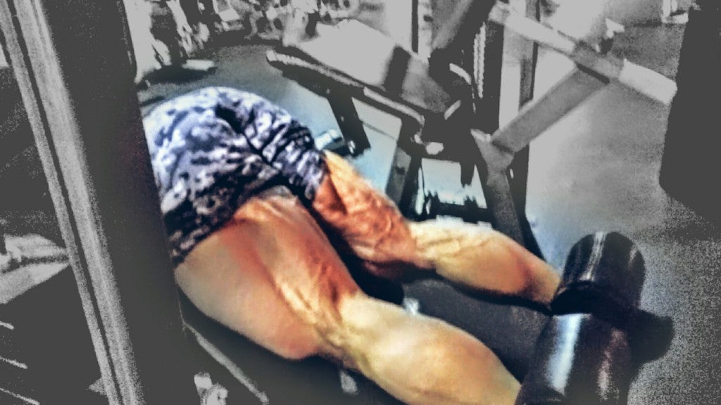 Use of the hyperextension machine. 