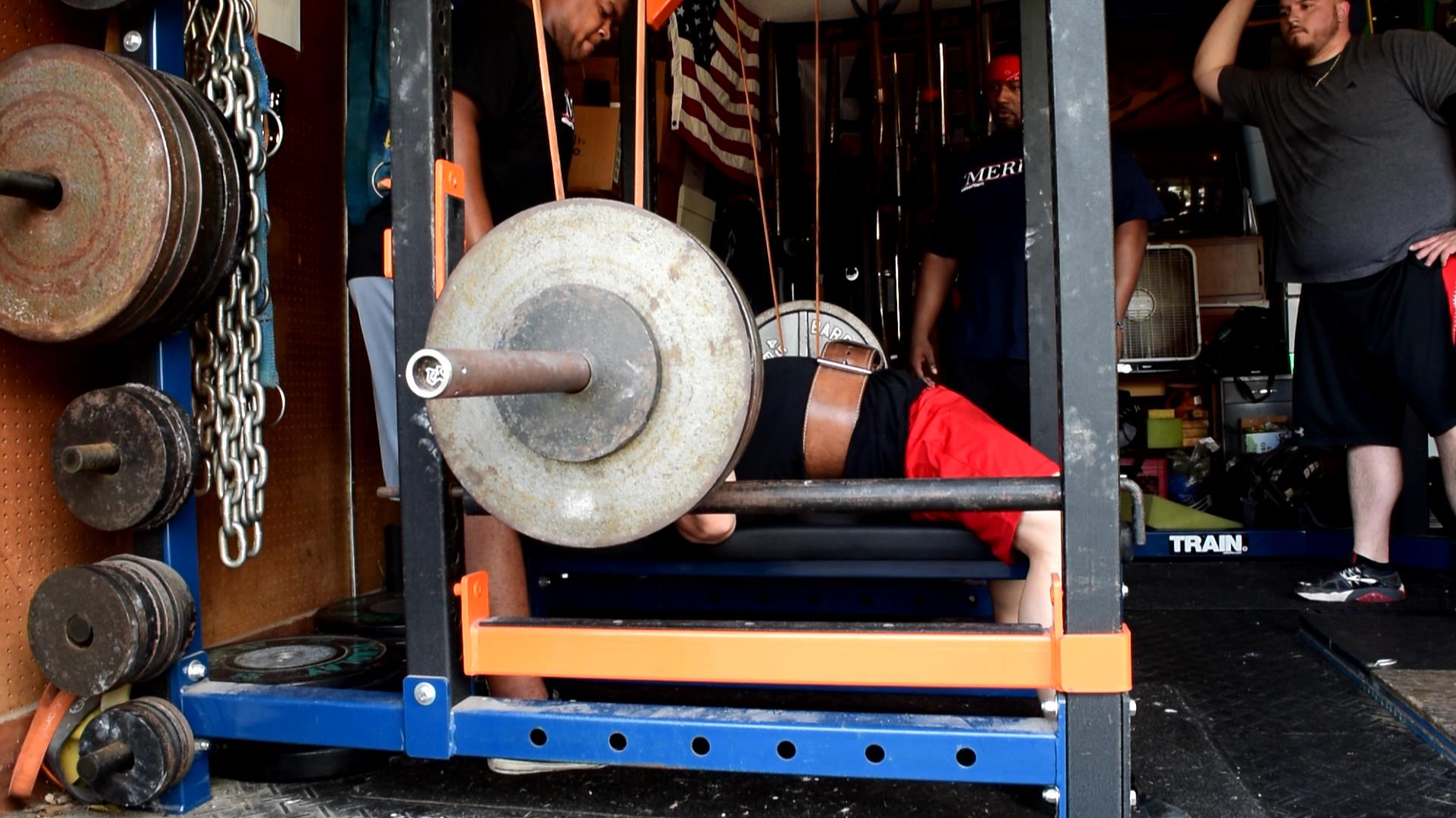 Max Effort Upper: Final Wave of Swiss Bar Floor Press vs Chains