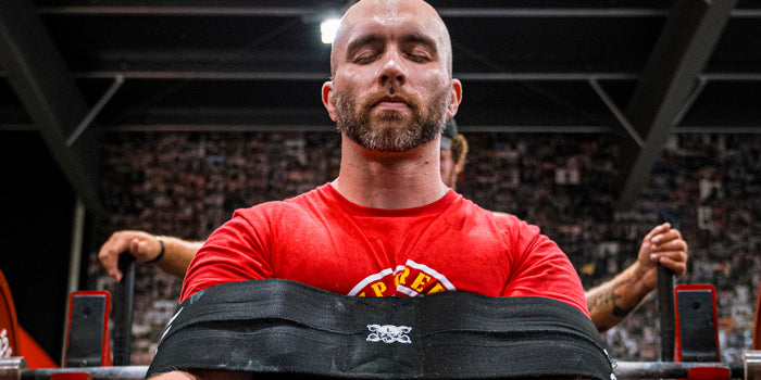 guy concentrating before bench press