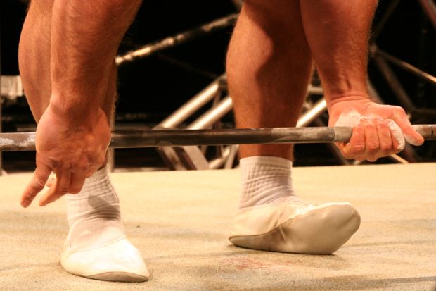 Shelby Starnes - The Healthy Bodybuilder & Powerlifter