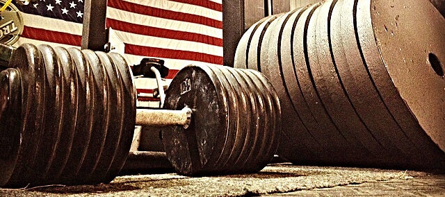 Video: SS Yoke Bar Pin Squats &amp; Conventional Speed Pulls