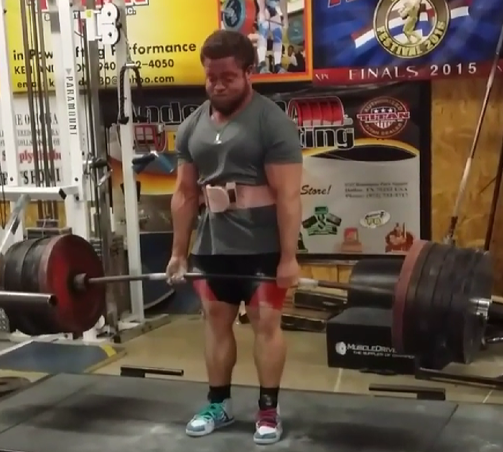 Deadlifts Against Chains at THE ELITEFTS S4 COMPOUND