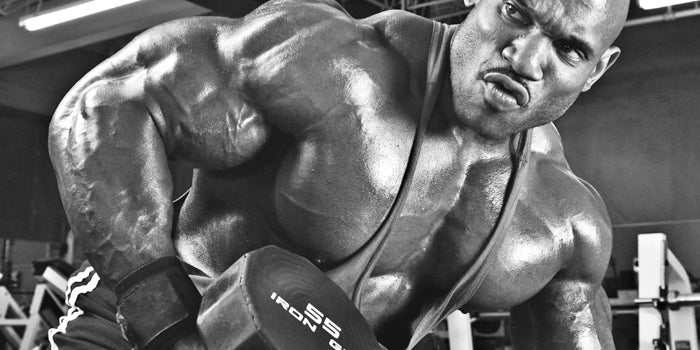 WATCH: Dumbbell Rows vs Barbell Rows for Back Development