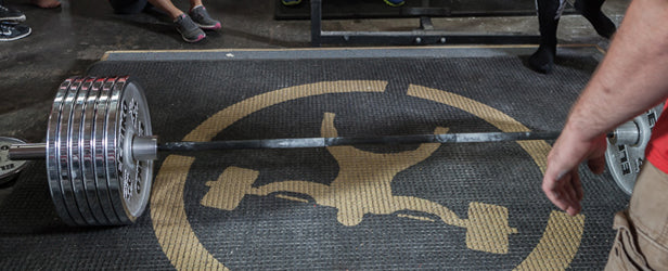 Squat &amp; Deadlift - 7 Weeks Out (Squat: 385x10. Deadlift: 485x8, Singles up to 600lbs)