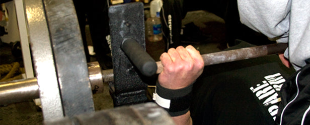 Max Effort Bench: Paused Floor Press 5x3 w/ 285lbs &amp; 5" Pin Press Triples (Video)