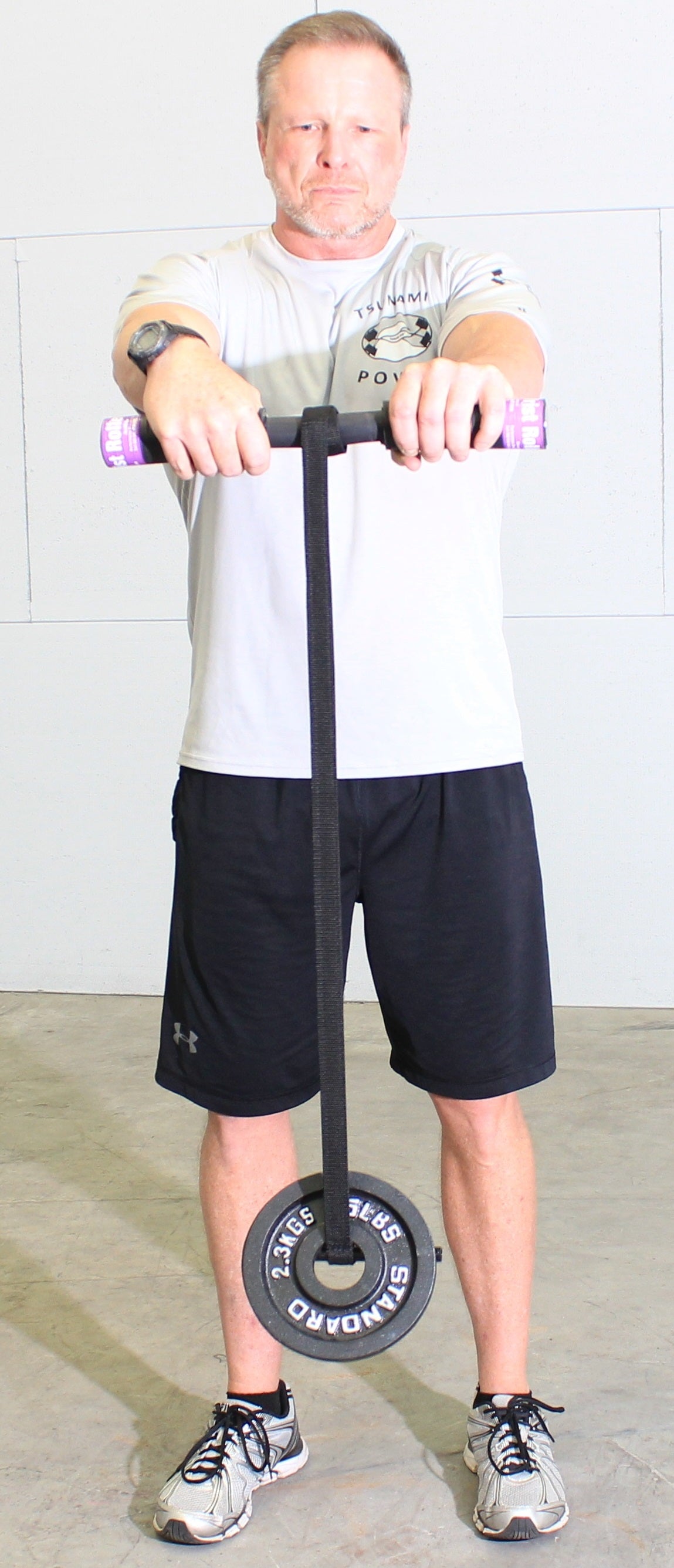 picture of grip wrist roller in use