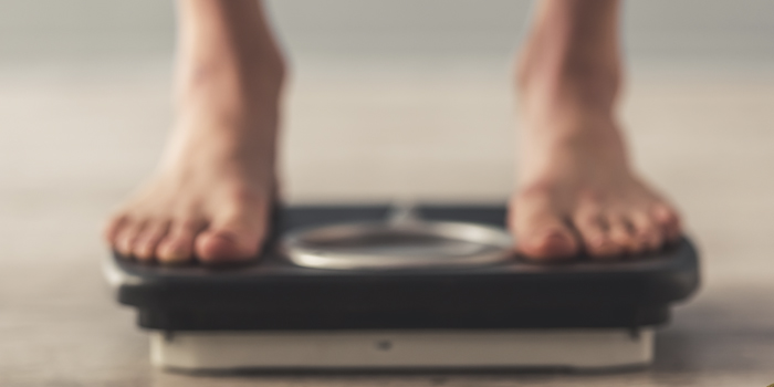 Lose weight quicker by stepping on the scales EVERY day